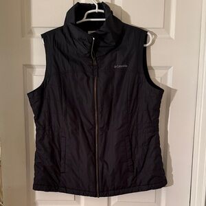 Columbia Women's Black Fleece Lined Vest. Size XL